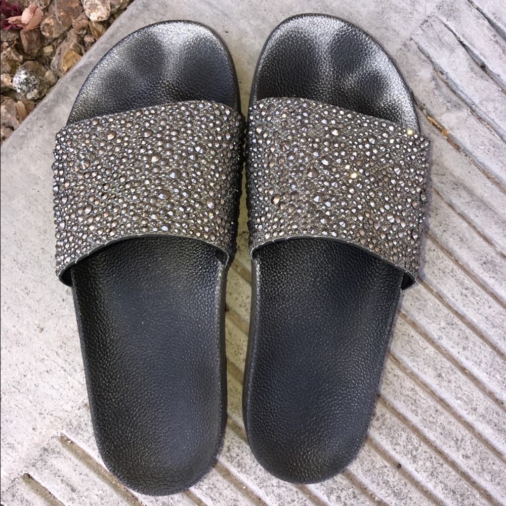 INC NYC RHINESTONE SANDALS SZ 11